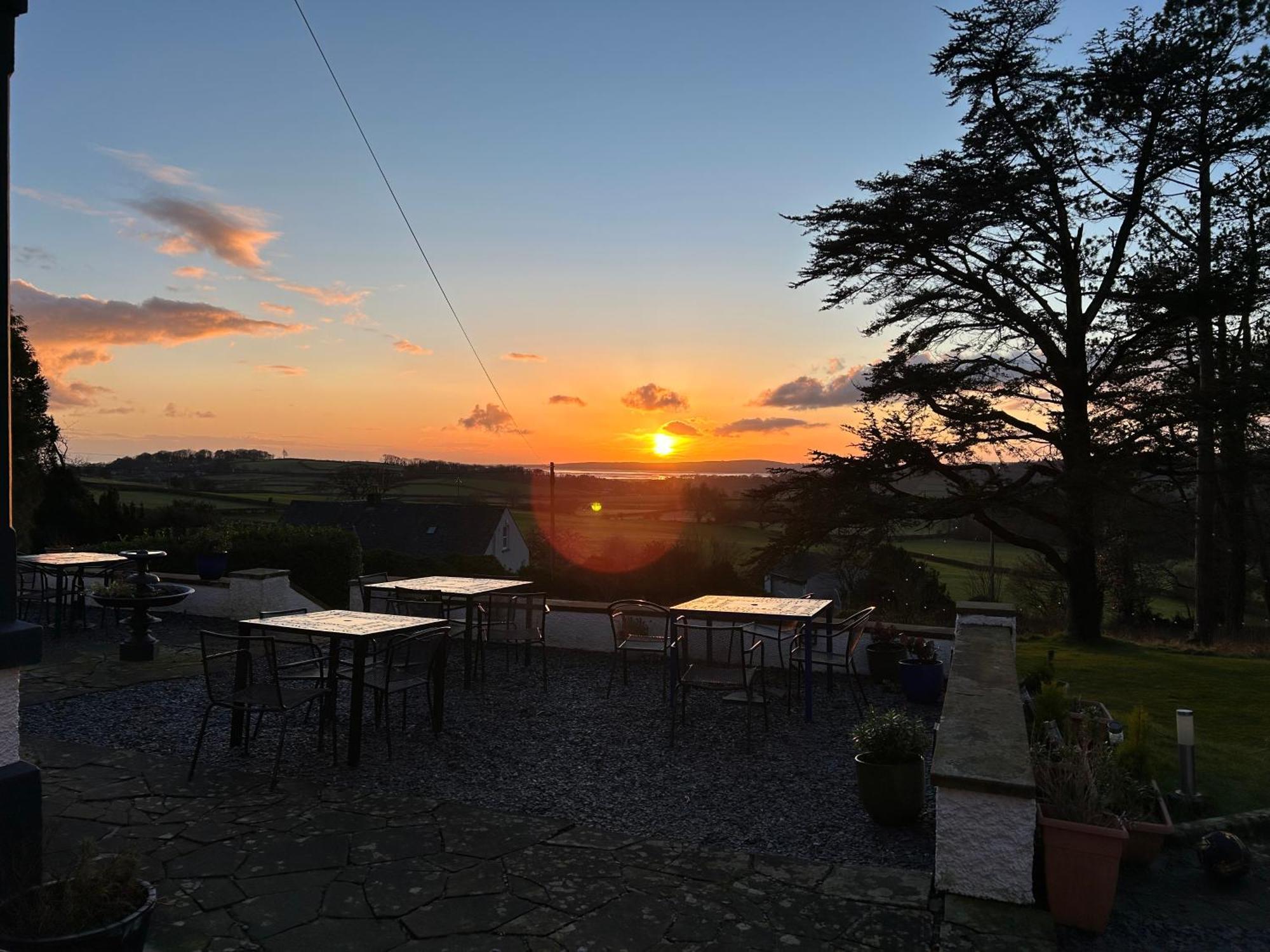 Uplands Inn كارتميل المظهر الخارجي الصورة