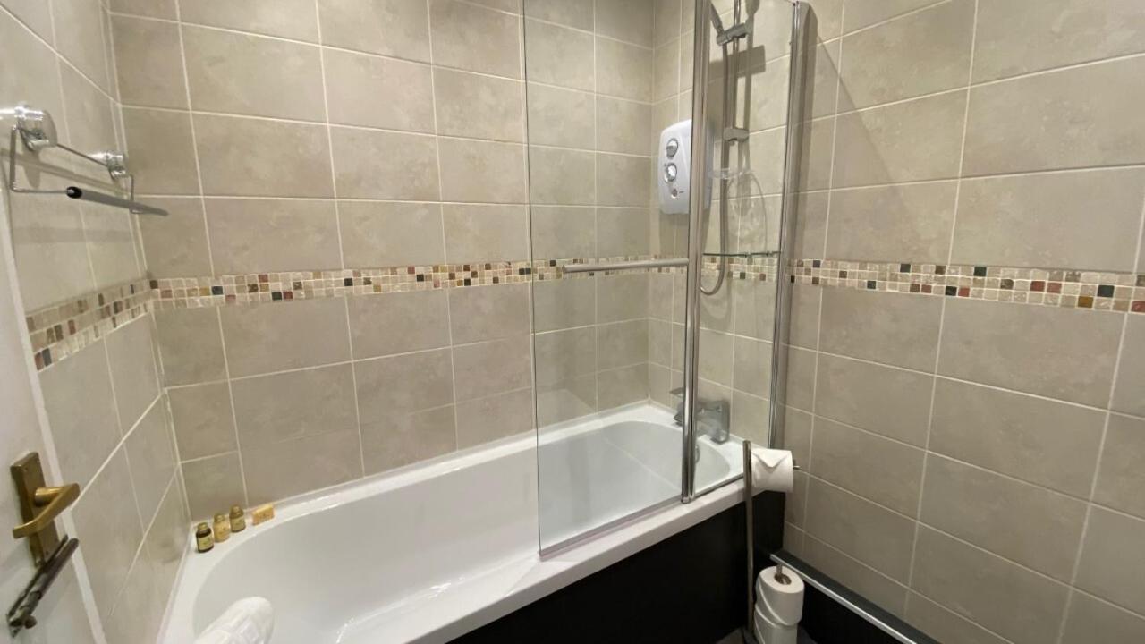 Uplands Inn كارتميل الغرفة الصورة